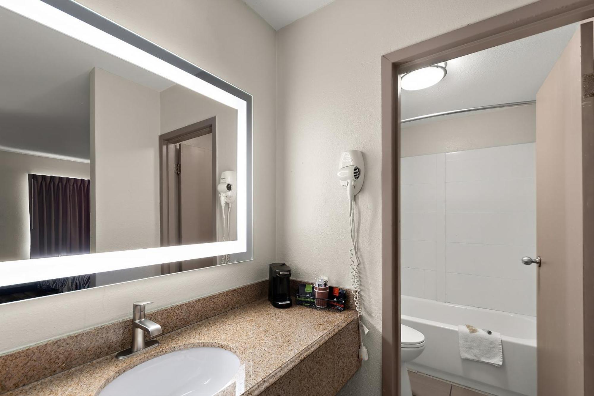 Red Roof Inn Winchester, Va Bagian luar foto