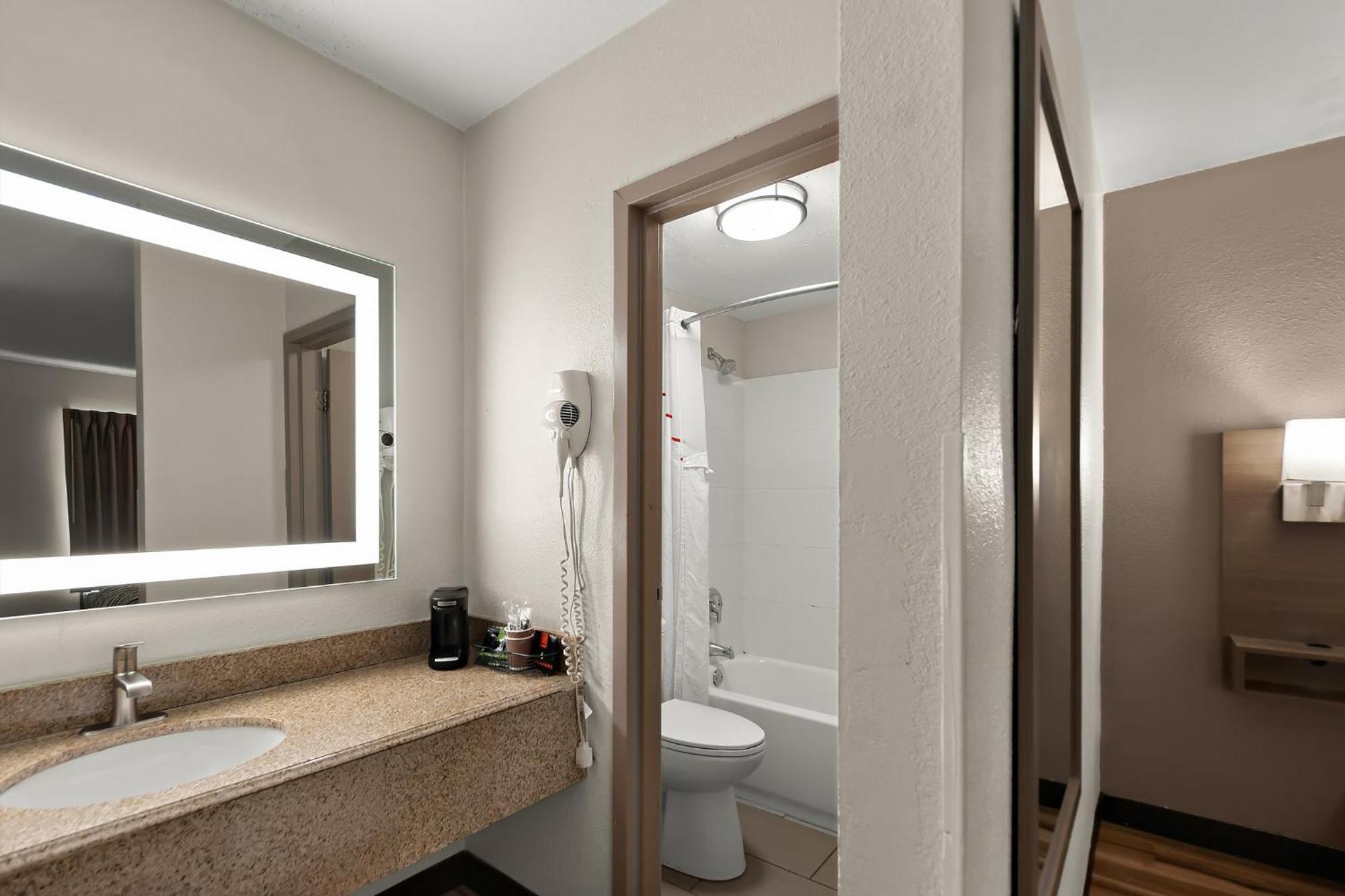 Red Roof Inn Winchester, Va Bagian luar foto